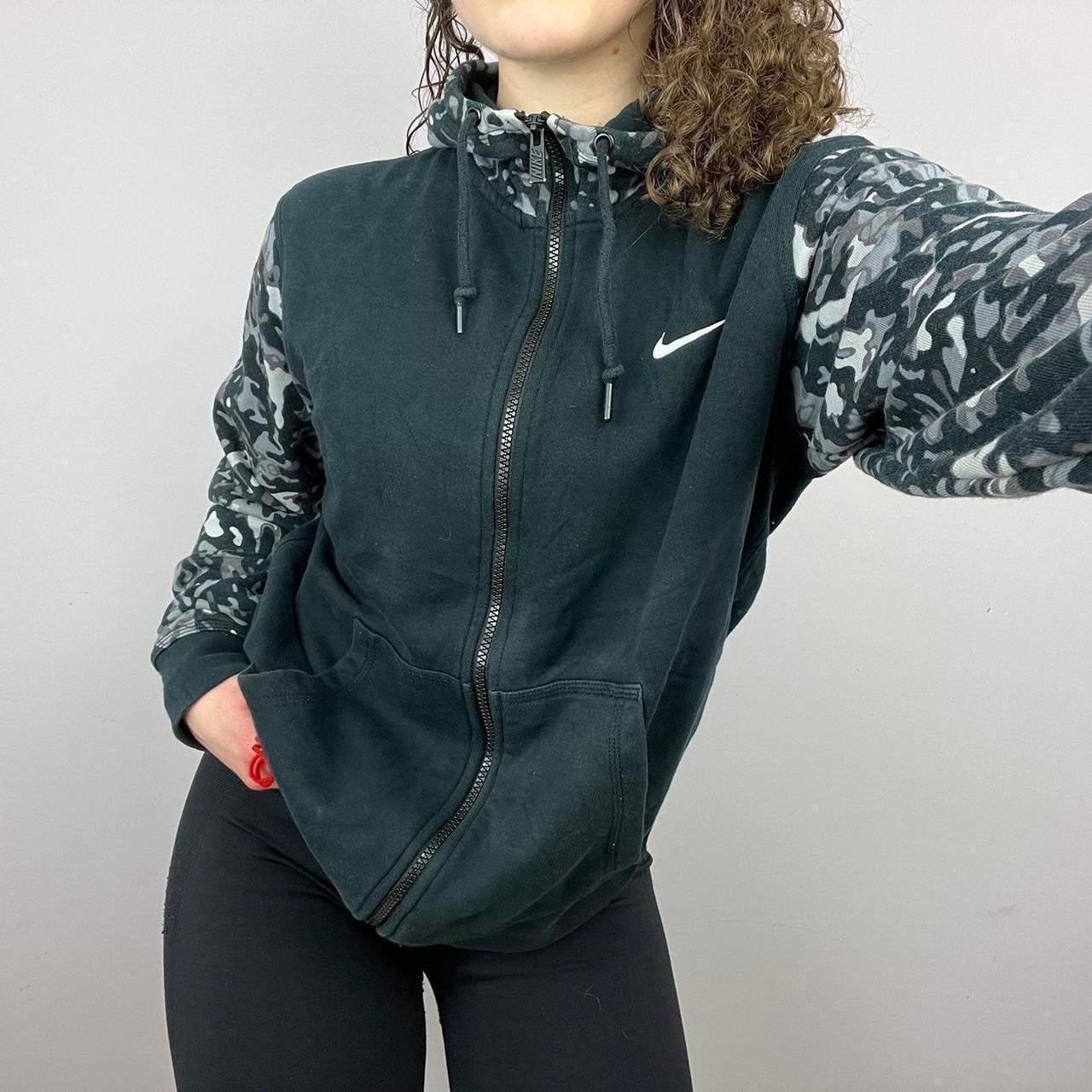 2000s Nike Camo-Sleeve Activewear Sport Zip Hoodie